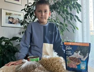 Девятилетний школьник из Башкирии тратит деньги из своей копилки на бездомных животных